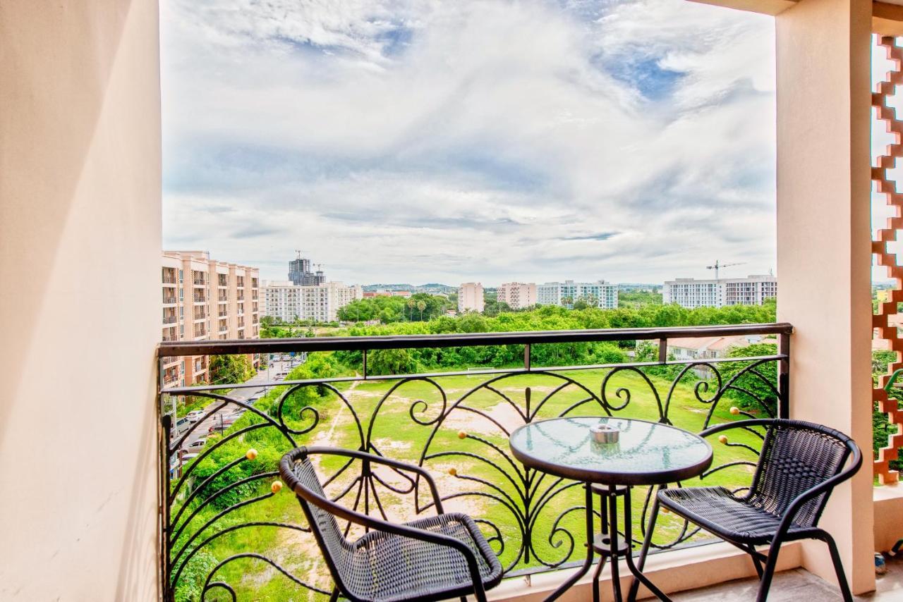 Atlantis Residence Jomtien Beach Extérieur photo